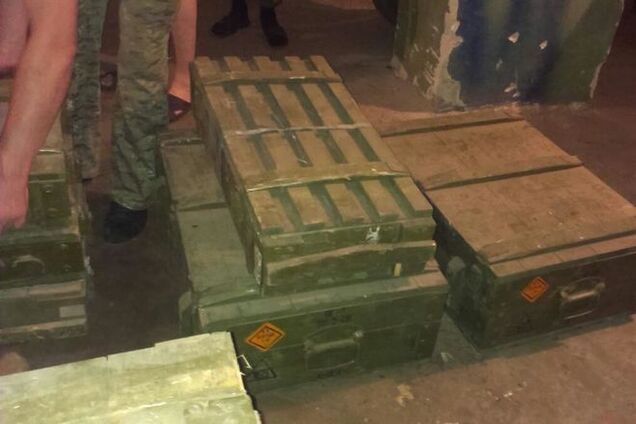 На Донбассе поймали российского офицера на КамАЗе с РПГ и гранатами