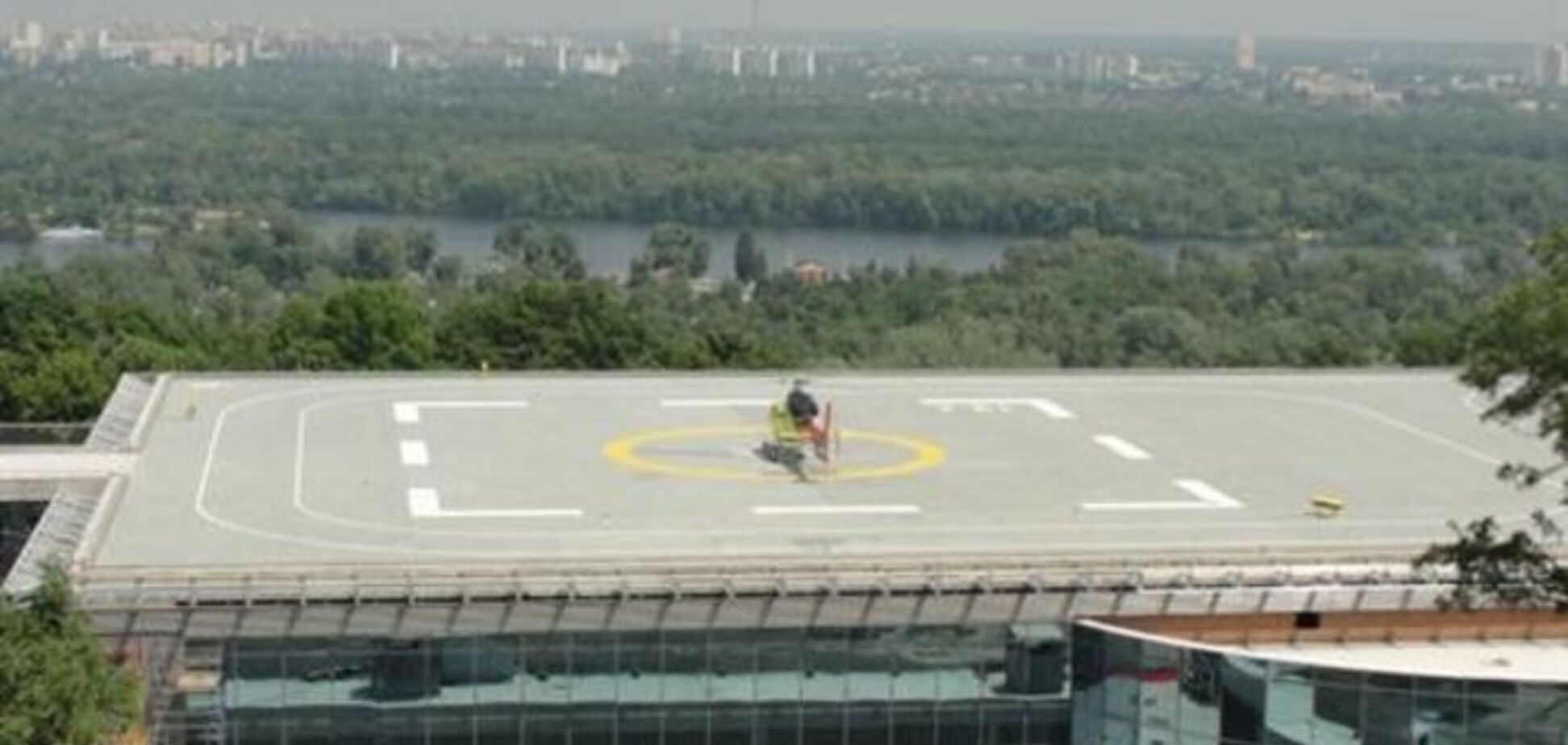 Вопрос вертолетной площадки Януковича получит международный резонанс