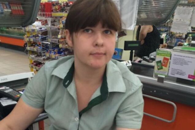 В киевском супермаркете покупатели засекли хитрого кассира: фото