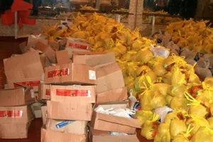 Пункти видачі гуманітарних вантажів Ахметова працюють у штатному режимі