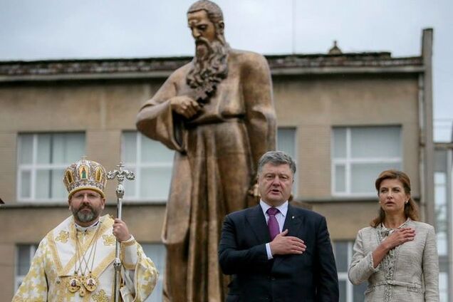 Во Львове открыли памятник митрополиту Шептицкому: опубликованы фото
