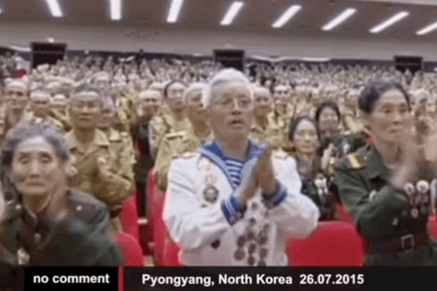Явление Ким Чен Ына народу повергло корейцев в транс: видеофакт