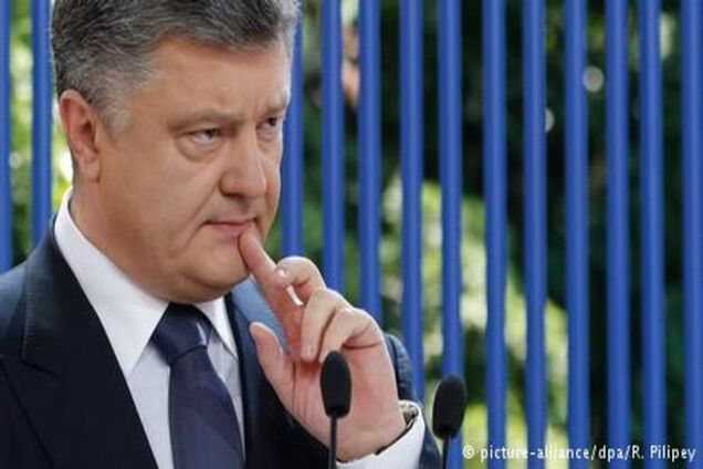 Комментарий: Конституция Порошенко - троянский конь для президента?