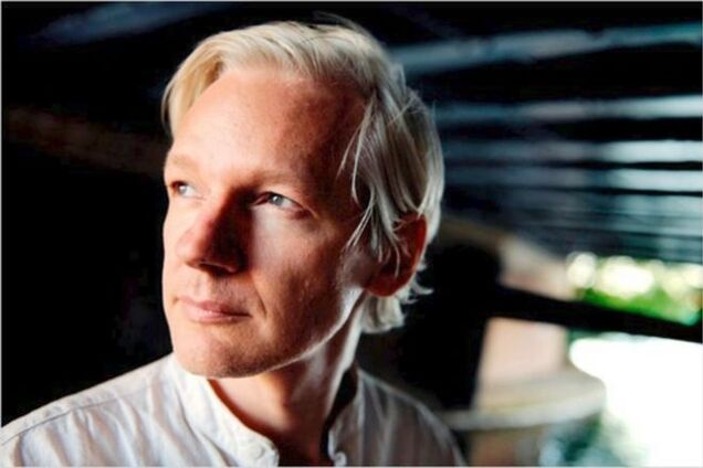 Франция отказала основателю WikiLeaks в убежище 