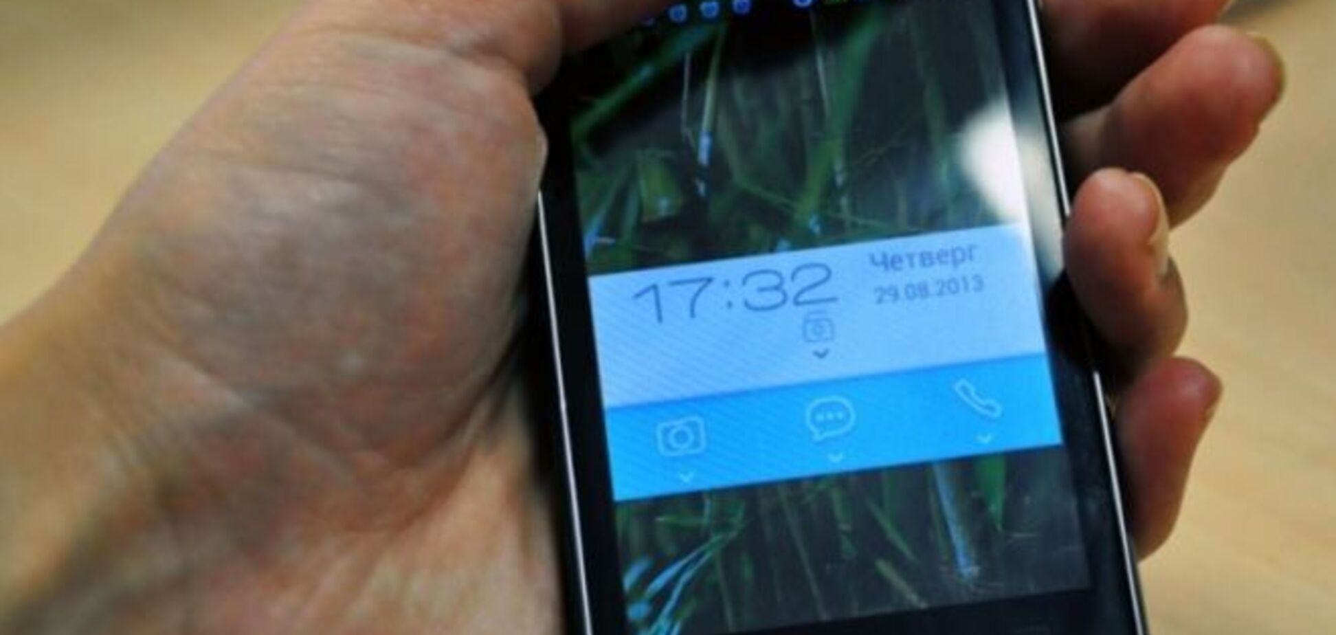 Запущен вирус, который грабит владельцев смартфонов с помощью SMS