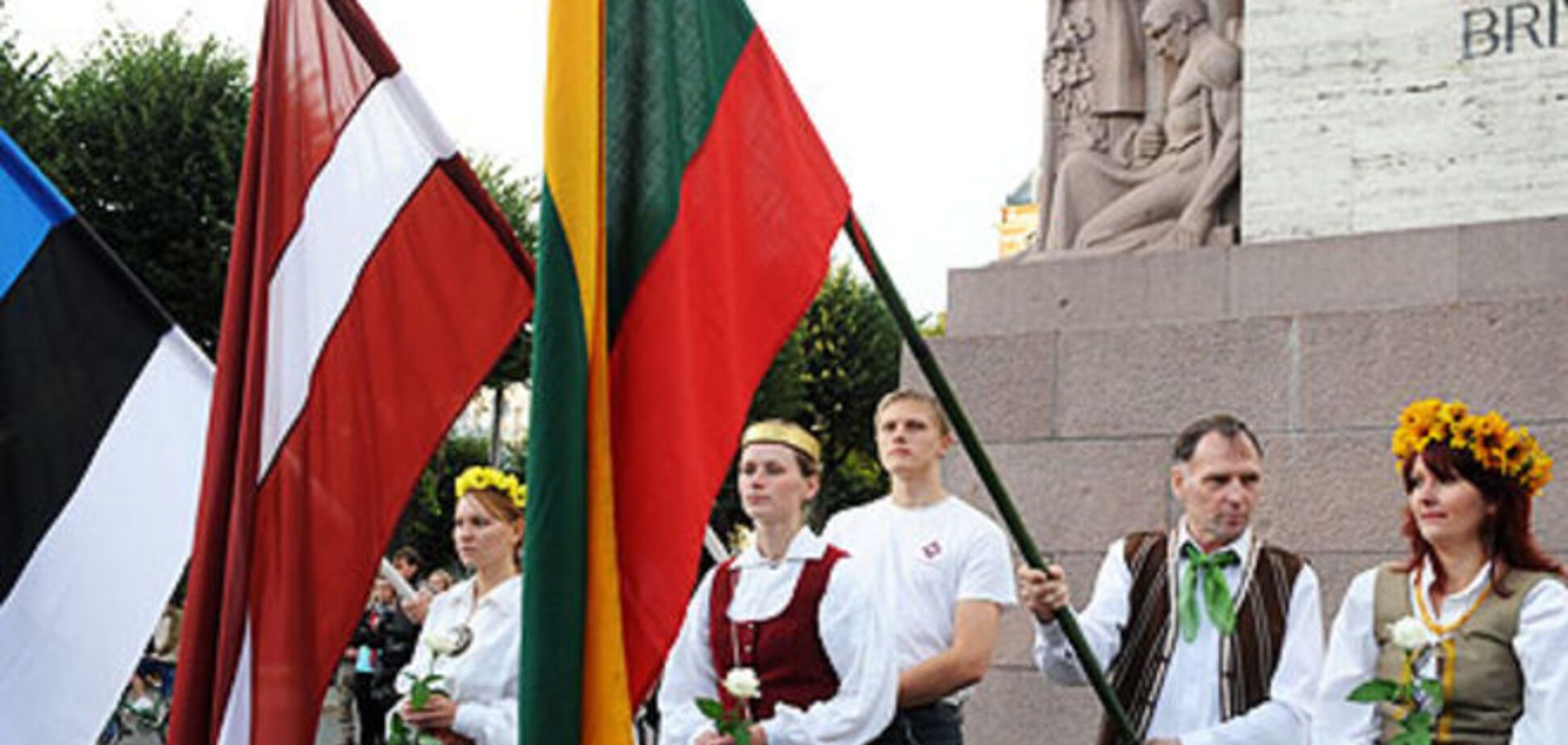 Почему Путин проигрывает в Прибалтике