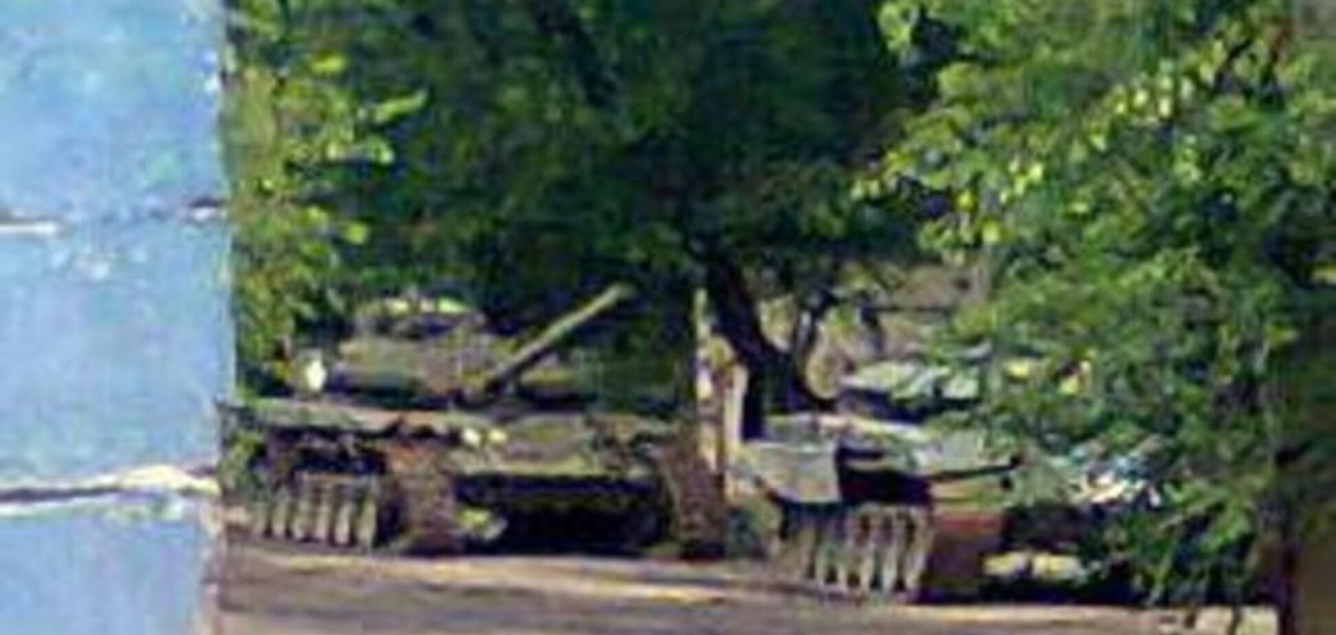 Терористи 'ДНР' сховали танки біля могильника з радіоактивними відходами: фотофакт