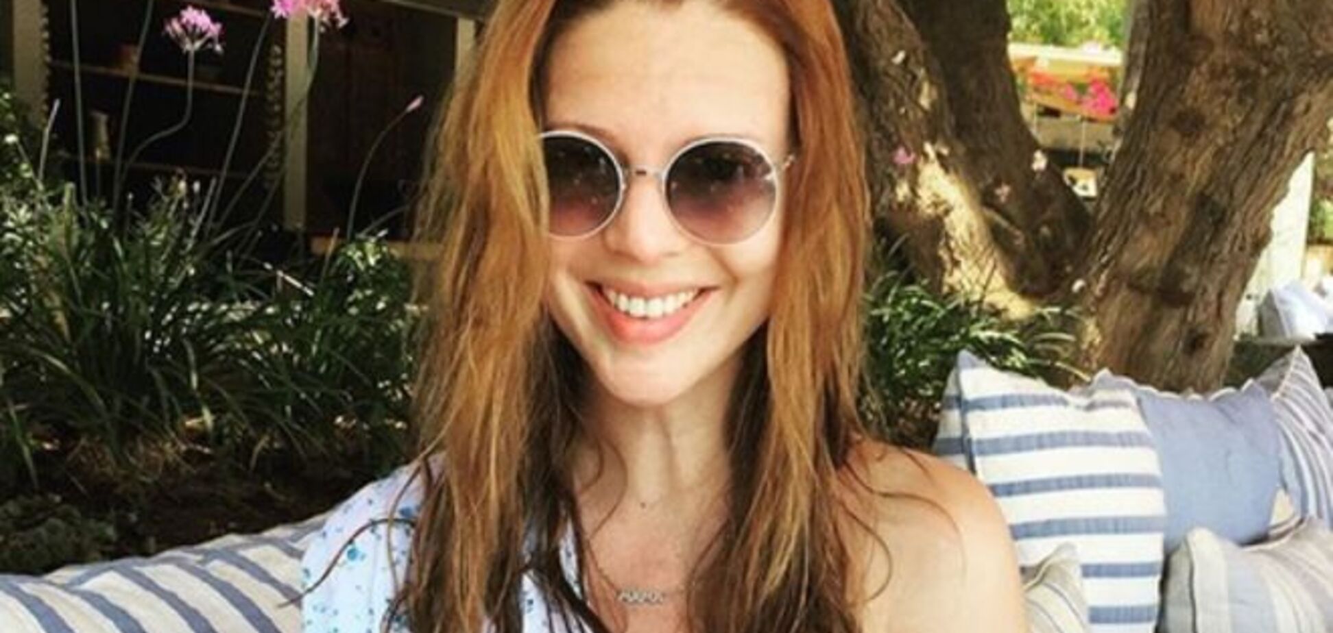 Недавно родившие Наталья Подольская и Кэти Топурия показали фигуры в купальнике