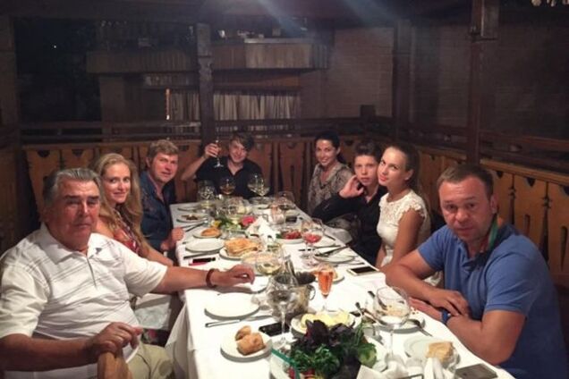 Экс-зять Кучмы устроил роскошный пир в Крыму: опубликованы фото