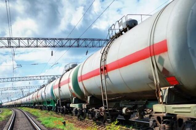 Казахстан запретил вывоз нефтепродуктов из страны