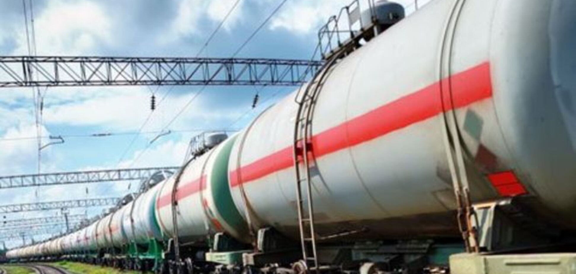 Казахстан запретил вывоз нефтепродуктов из страны