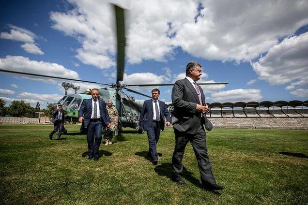 Діяльність Порошенка в липні: опублікований фотозвіт