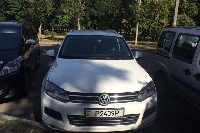 Начальник милиции, сдавший Донецк террористам, разъезжает по Киеву на джипе: фото, видео