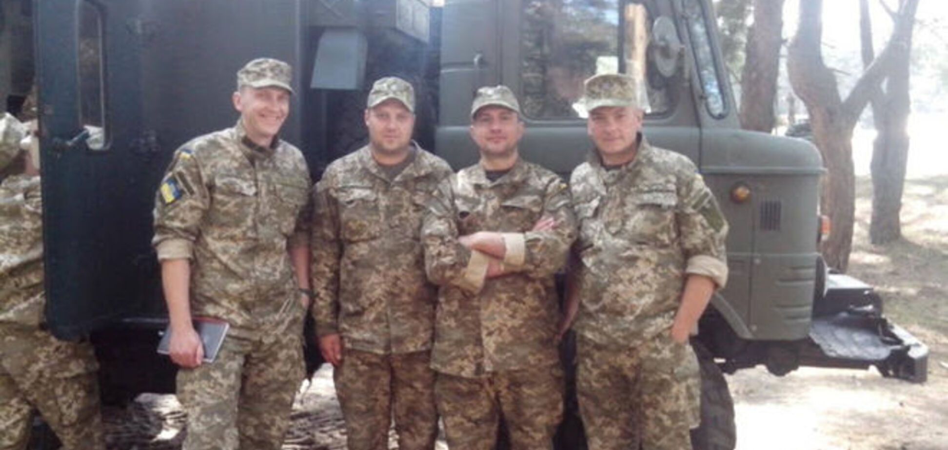 Відомий український коментатор сенсаційно пішов у армію: військові фото