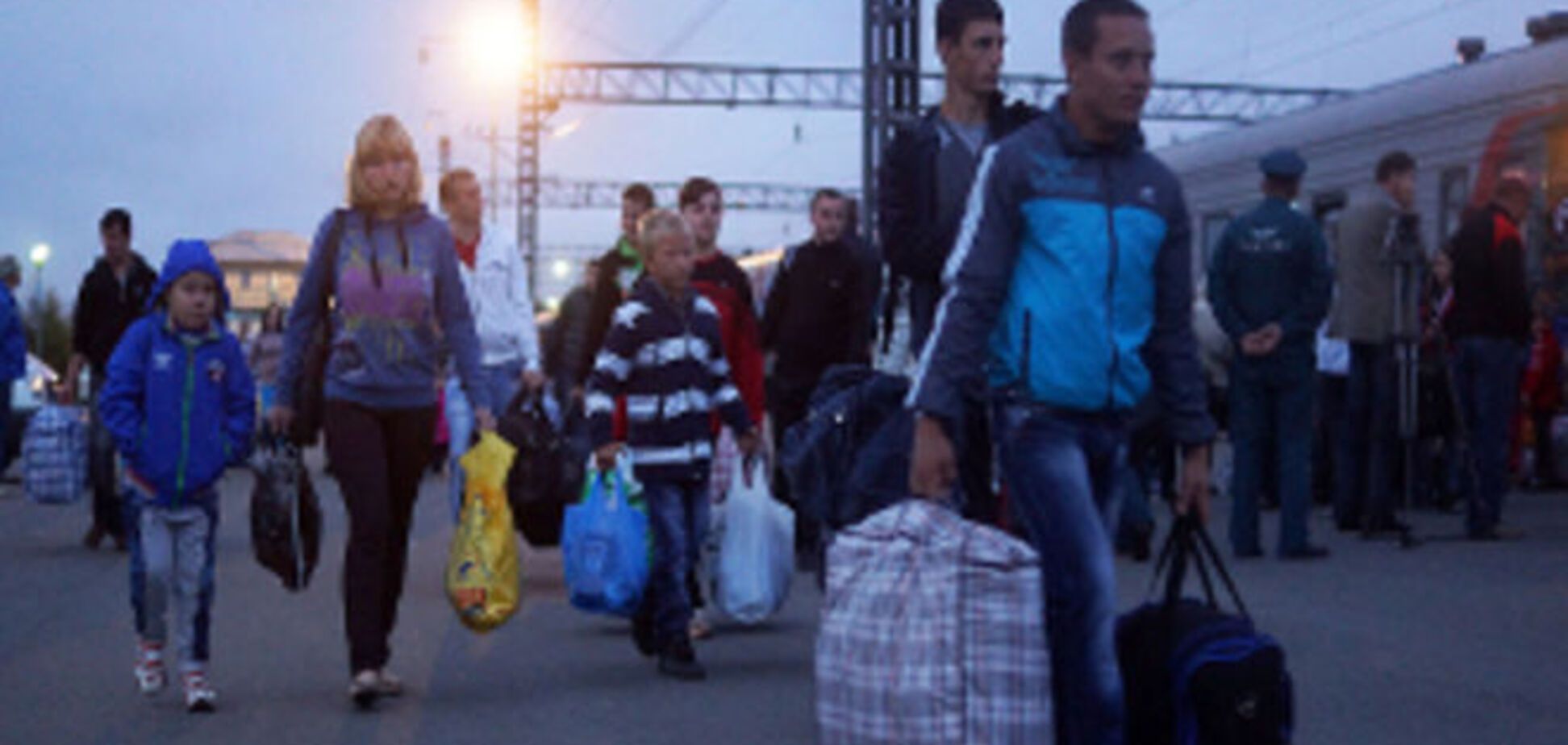 Яценюк закликав 1,3 мільйона переселенців судитися з Росією в ЄСПЛ