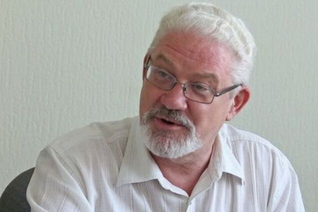 Такого не было даже при Януковиче: экс-судья КСУ возмущен тем, что власть вытворяет с Конституцией