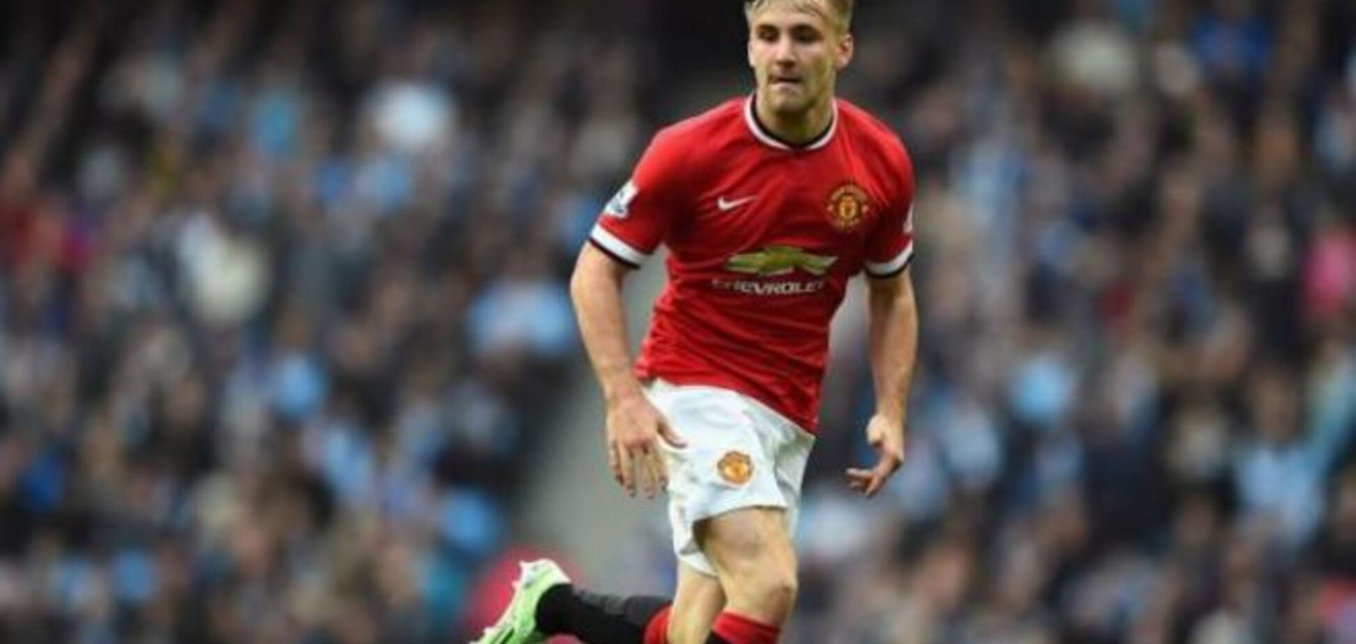 Игрок 'Манчестер Юнайтед' уложил трех футболистов ПСЖ: видео курьеза