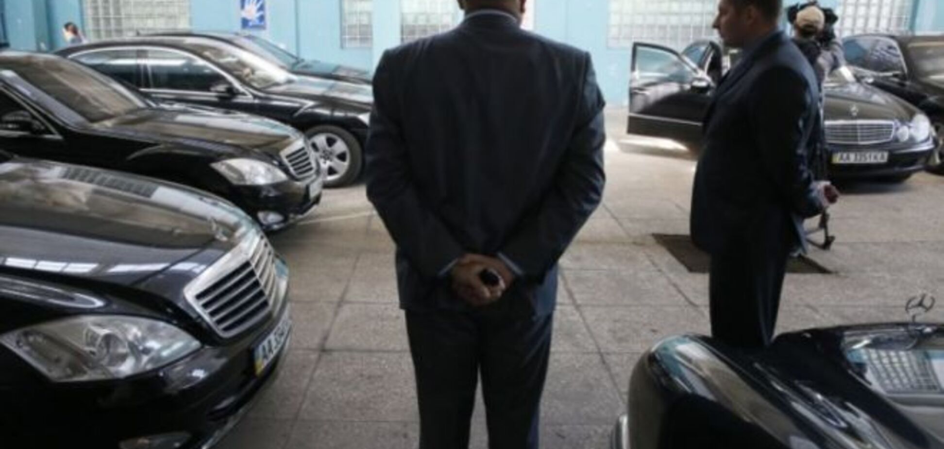 Кризис не помеха: на содержание автопарка Кабмина потратят 25 млн гривен