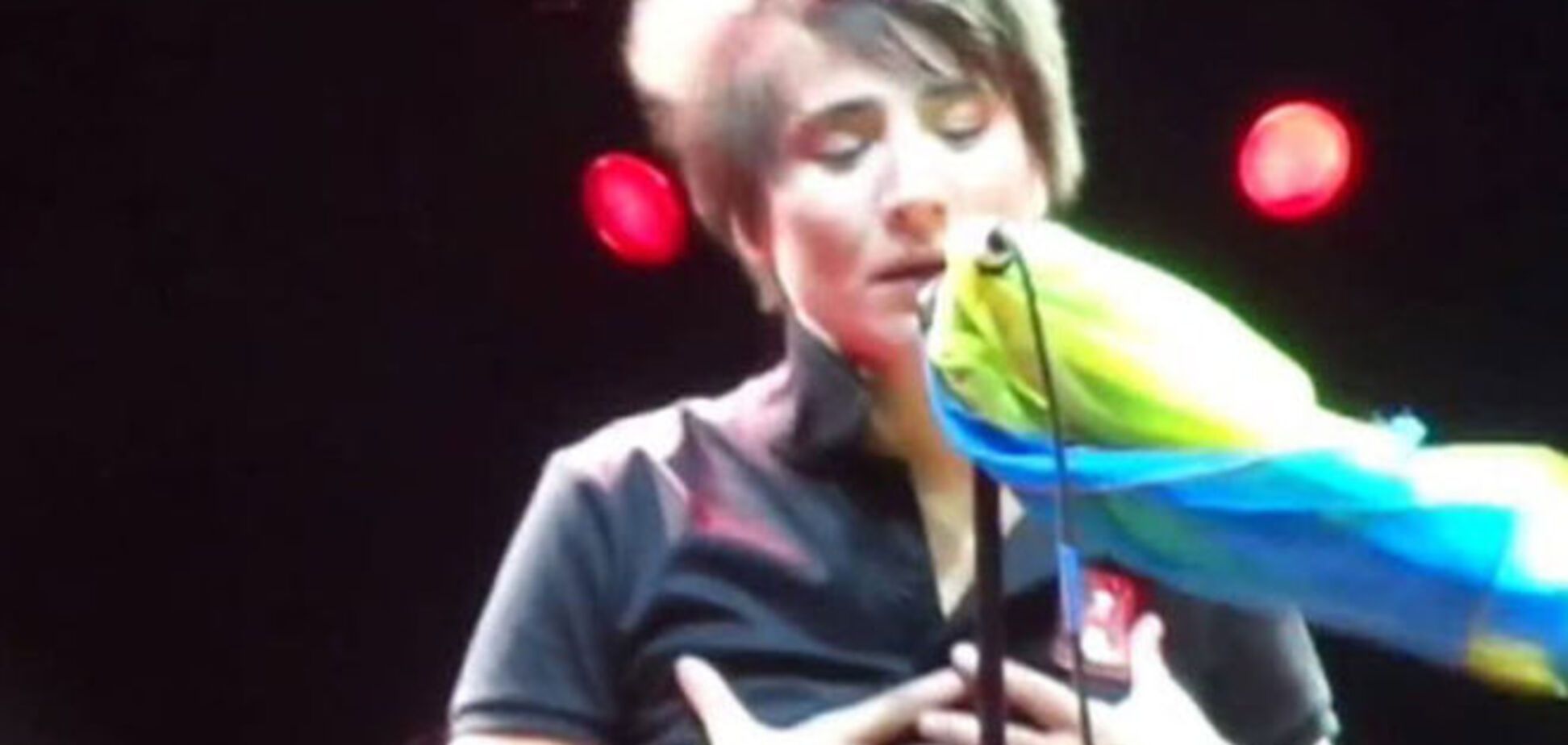 Земфира не готовила акцию с флагом Украины - продюсер