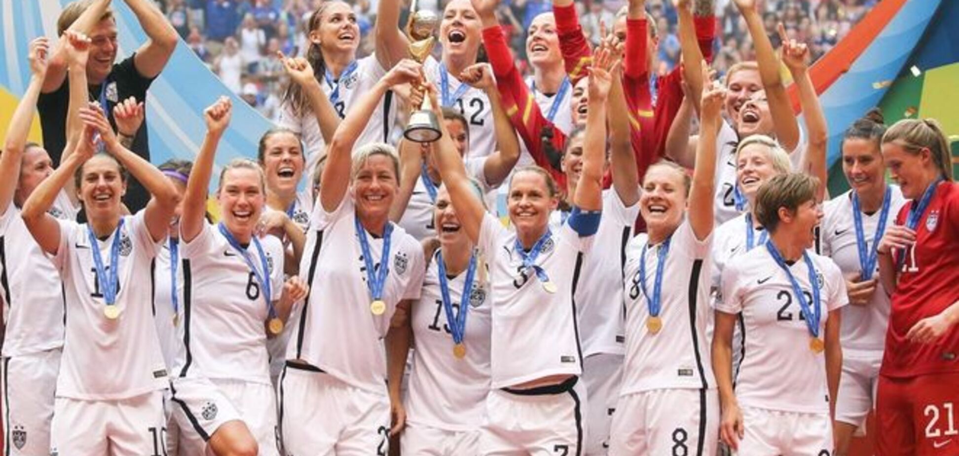 США разгромили Японию в финале чемпионата мира по футболу