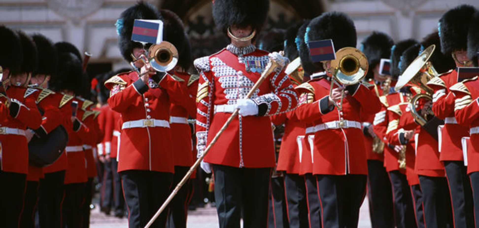 Великобританія заявила, що захищатиме національну економіку