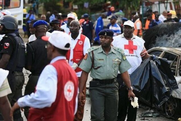В Нигерии подорвали мечеть критиковавшего 'Боко Харам' религиозного деятеля