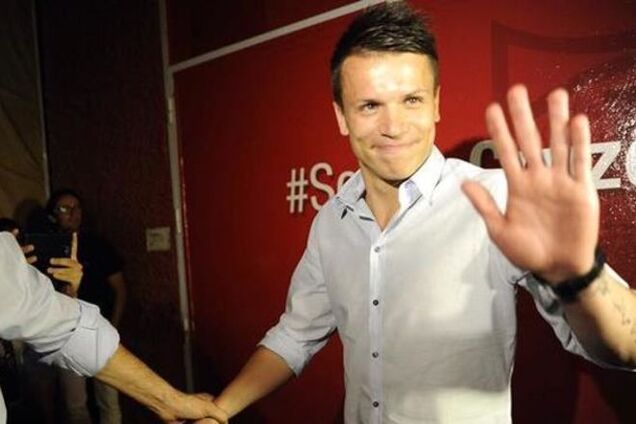 'Днепр' думает, брать ли деньги за Коноплянку