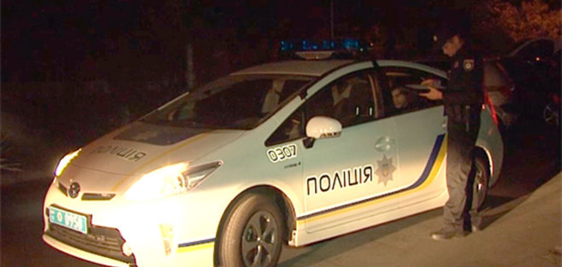 МВС показало, як поліцейські вночі патрулюють вулиці Києва: відеофакт