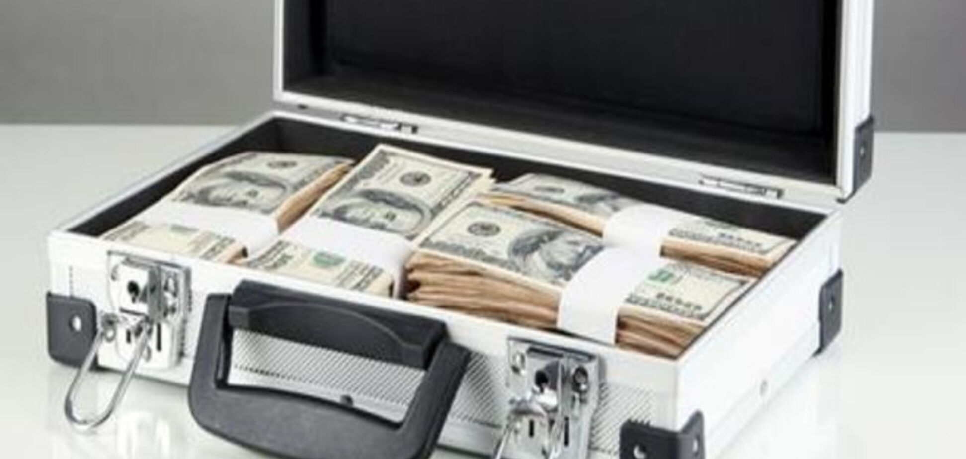 'Ощадбанк' просить Росію компенсувати йому збитки через анексію Криму