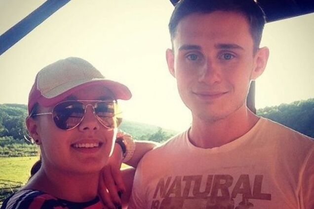 20-летний сын нардепа Дубневича с девушкой-официанткой уехали на отдых в роскошное поместье под Львовом