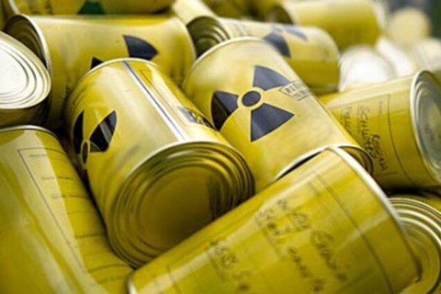 НАТО поможет Украине захоронить советское 'наследие'