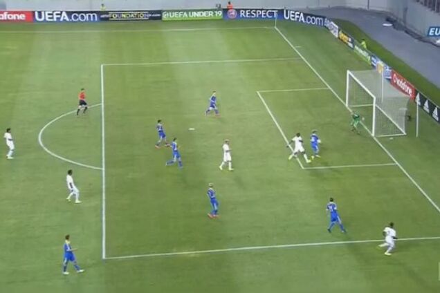 Украина проиграла Франции в матче 'за жизнь' на Евро-2015