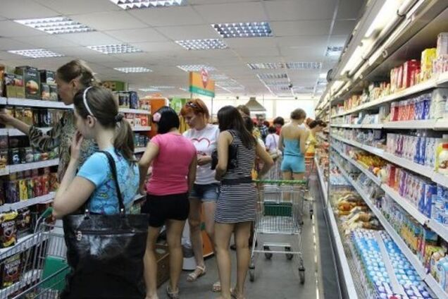 'Российского го*на не надо!': крымчанин устроил разнос в продмагазине