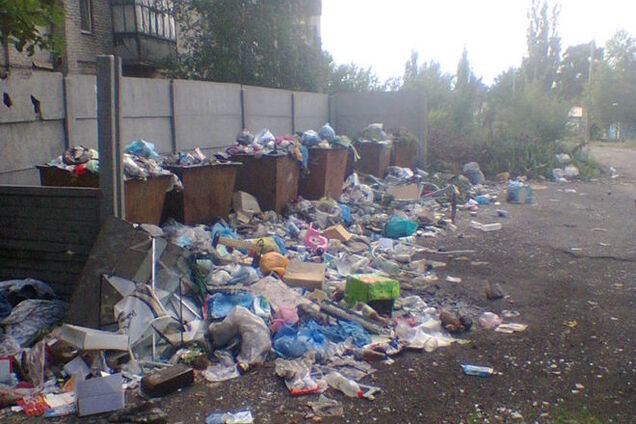 Сморід, щури, сміття: фоторепортаж, у що перетворило Дебальцеве нашестя 'ДНР'