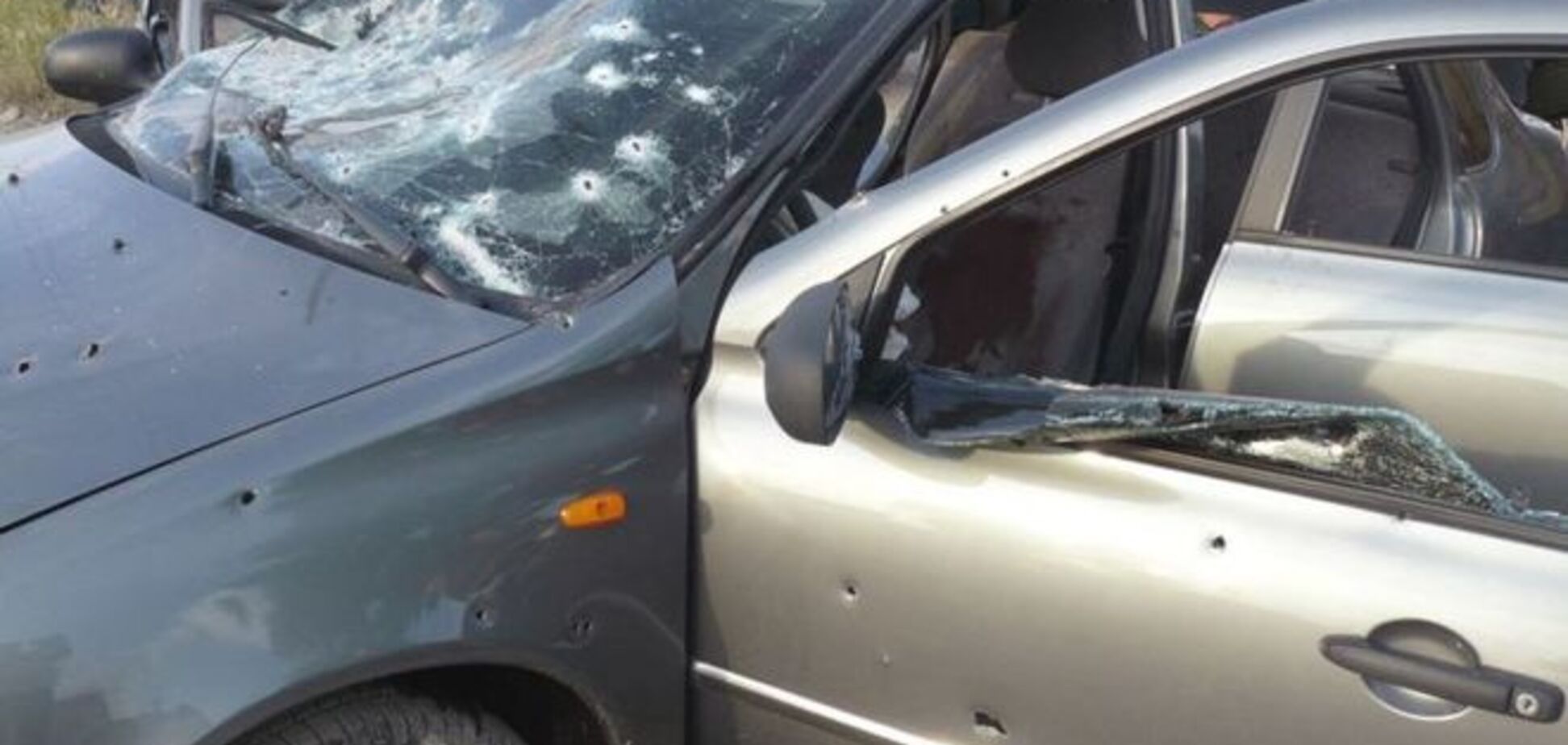 На Одещині невідомий розстріляв автомобіль: водій загинув