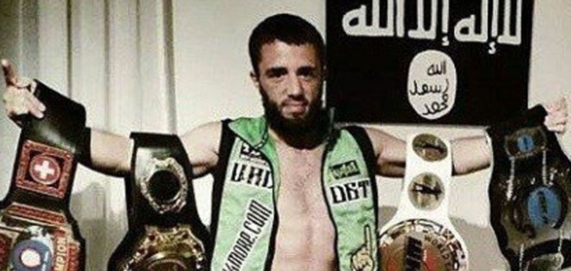 Чемпіон світу з тайського боксу застрелений за підтримку терористів