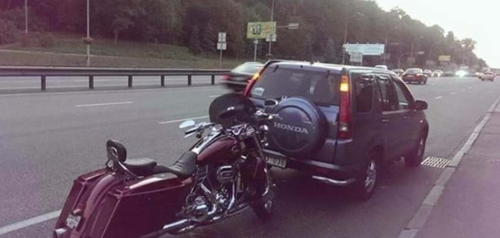 Швайка на своем скандальном Harley устроил ДТП: опубликованы фото