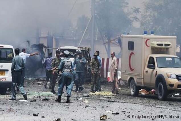 Вибух в аеропорту Кабула: є жертви