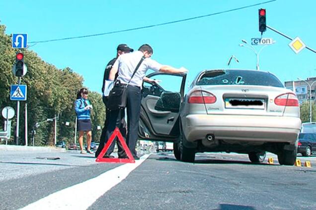 В Виннице неизвестные устроили стрельбу: опубликованы фото и видео