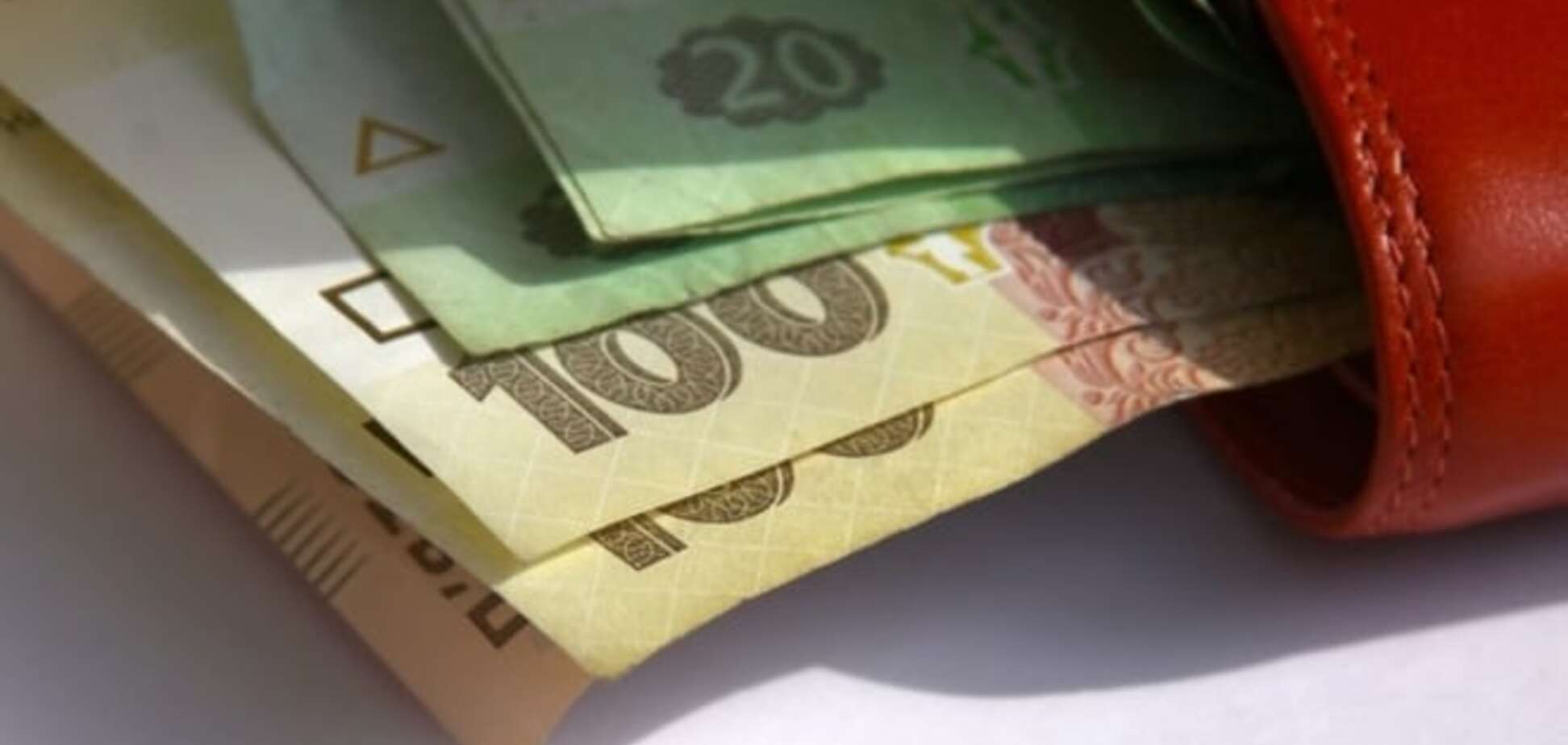 Кабмин рассчитал зарплаты украинцев на 4 года вперед