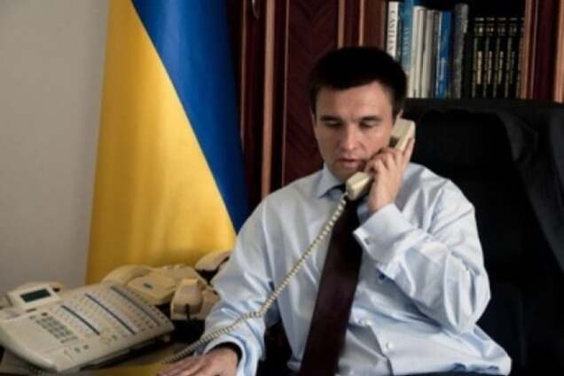 Климкин предупредил Францию и Германию о том, что Россия торпедирует переговоры по отводу вооружения