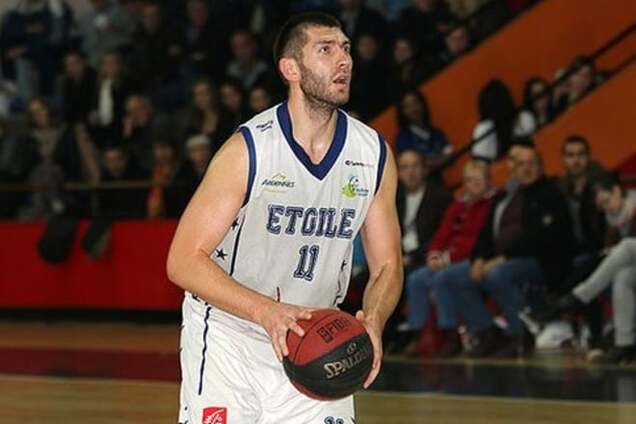 Украинский форвард перешел в румынский клуб