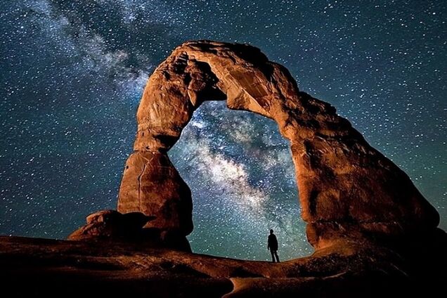 Захватывающее путешествие по Америке на старом фургоне: 17 головокружительных фото