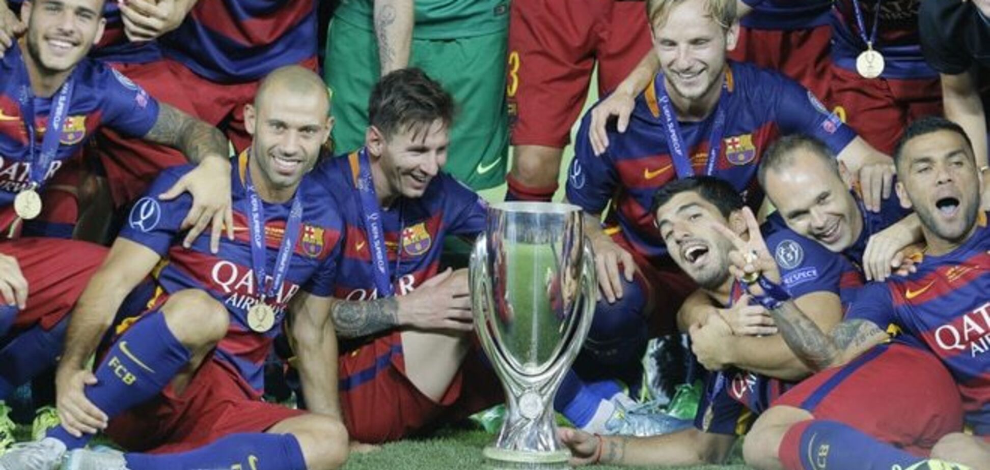 'Барселона' в фантастическом матче с 'Севильей' завоевала Суперкубок Европы