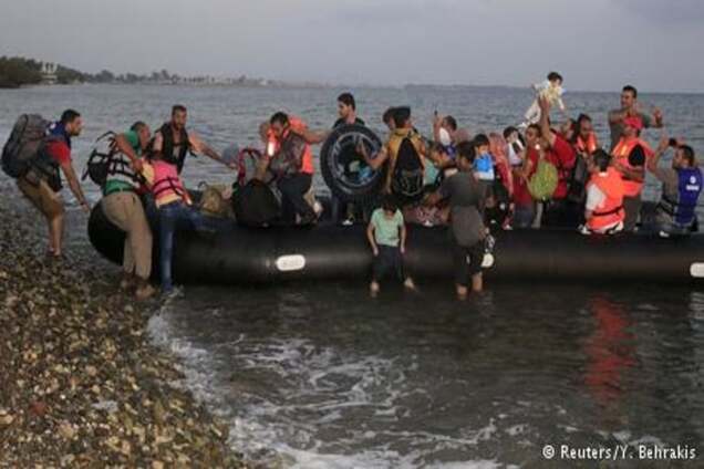 На грецькому острові Кос сталися сутички між поліцією та біженцями