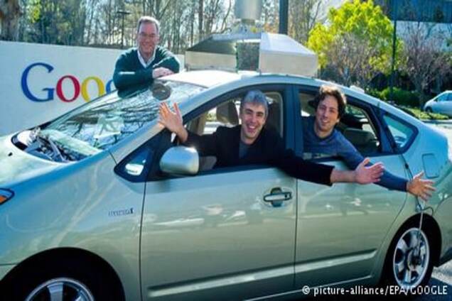 Сервіси Google підпорядкуються Alphabet