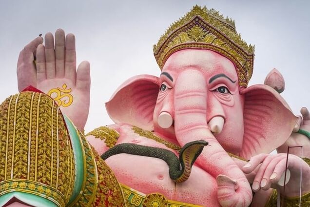 Когда размер имеет значение: 14 самых величественных статуй в мире