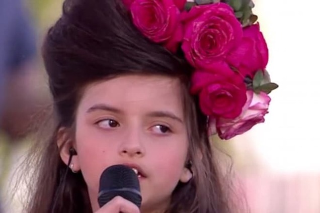 8-летняя девочка с необычным голосом Эми Уайнхаус стала сенсацией сети