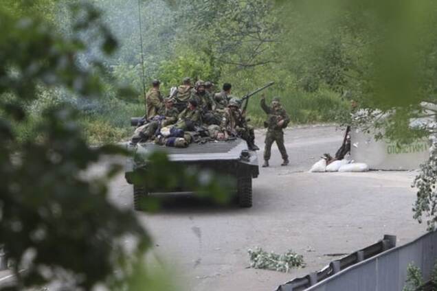 Терористи 'ДНР' готують масштабну провокацію і починають евакуацію сімей - ЗМІ