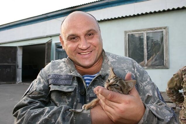 Главный милиционер Луганщины начал постить лошадок и котиков в Facebook: фотофакт